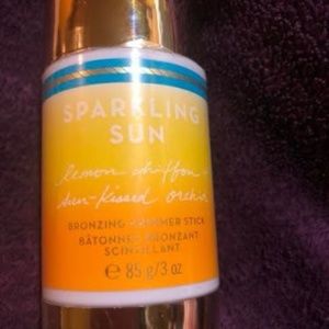 Victoria's Secret Sparkling Bronzing Shimmer Stick